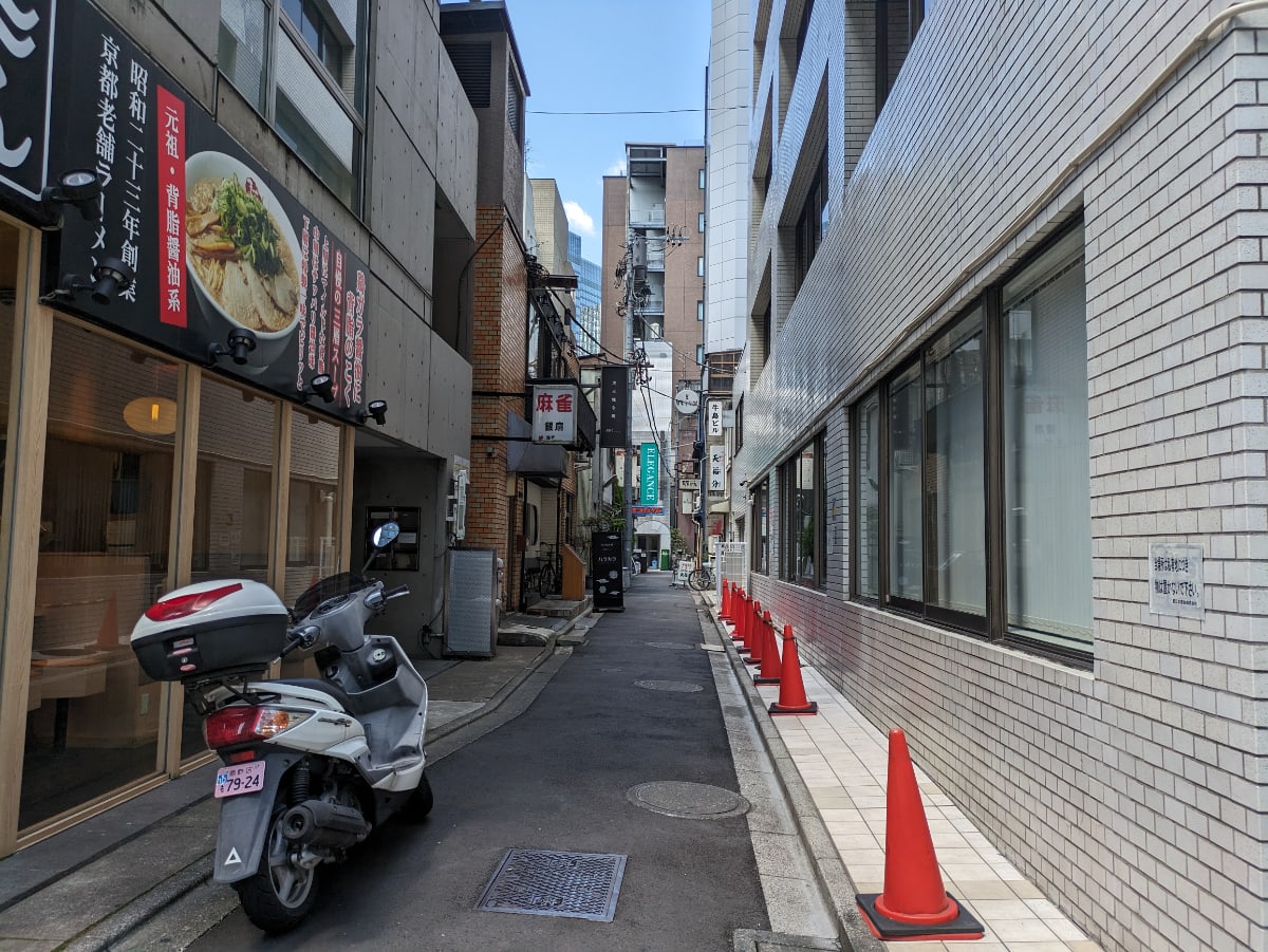 v20250925150706/fresh/building/J00100386020_13