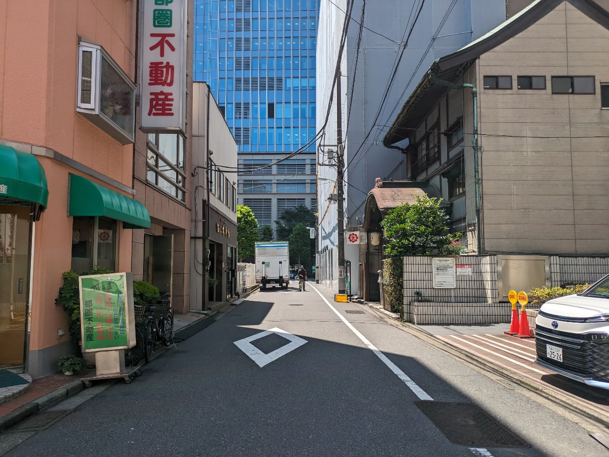 v20250925150706/fresh/building/J00100386029_12
