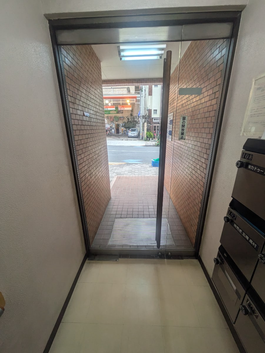 v20250925150706/fresh/building/J00100389760_7