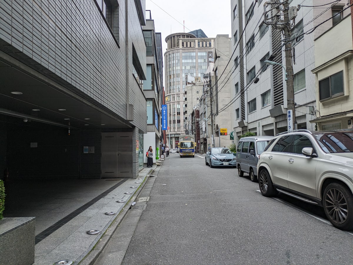 v20250925150706/fresh/building/J00100390888_15