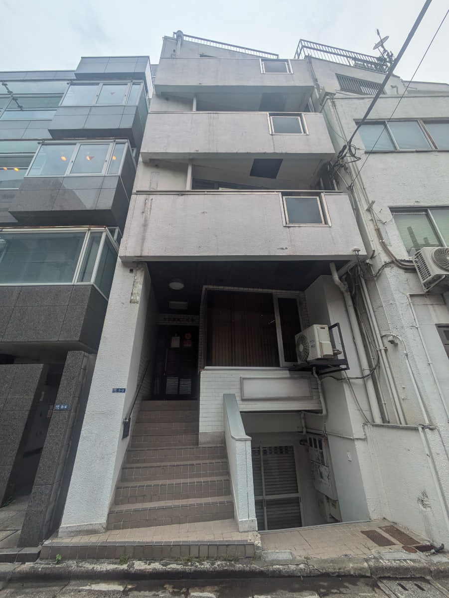 v20250925150706/fresh/building/J00100396037_5