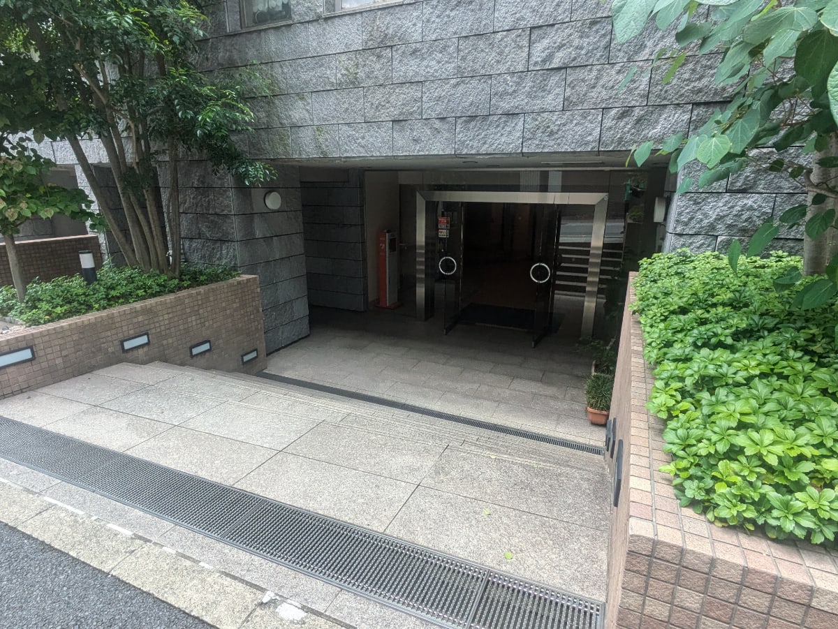 v20250925150706/fresh/building/J00100403334_3