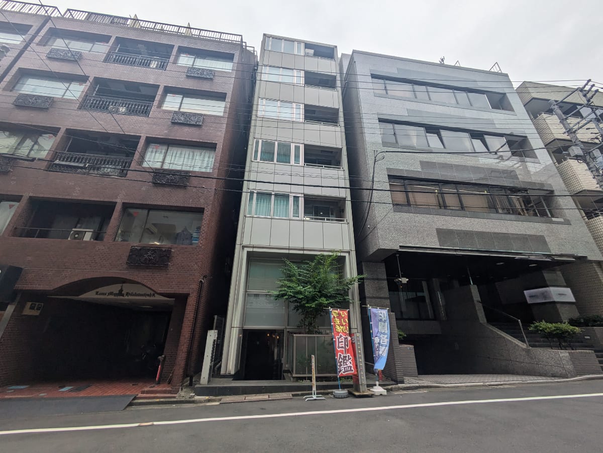 v20250925150706/fresh/building/J00100403412_1