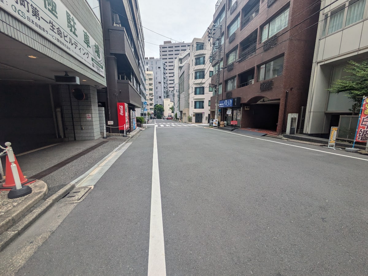 v20250925150706/fresh/building/J00100403412_2
