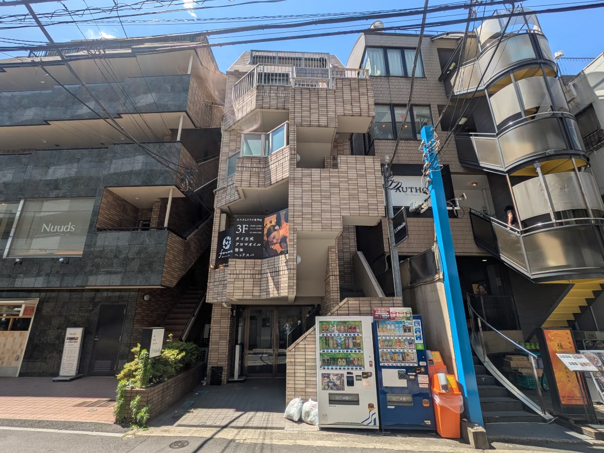 v20250925150706/fresh/building/J00100403913_1