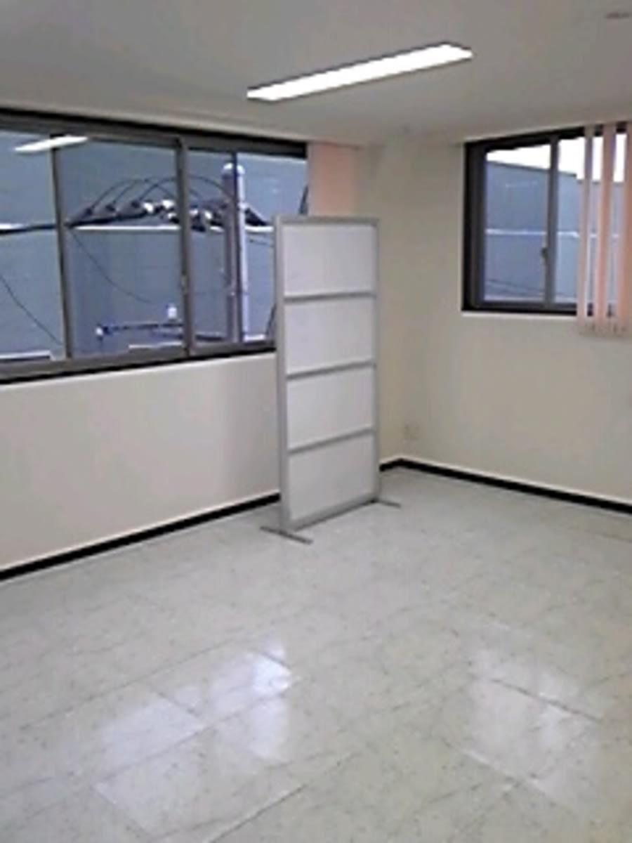 v20250925150706/fresh/building/J00100404566_5