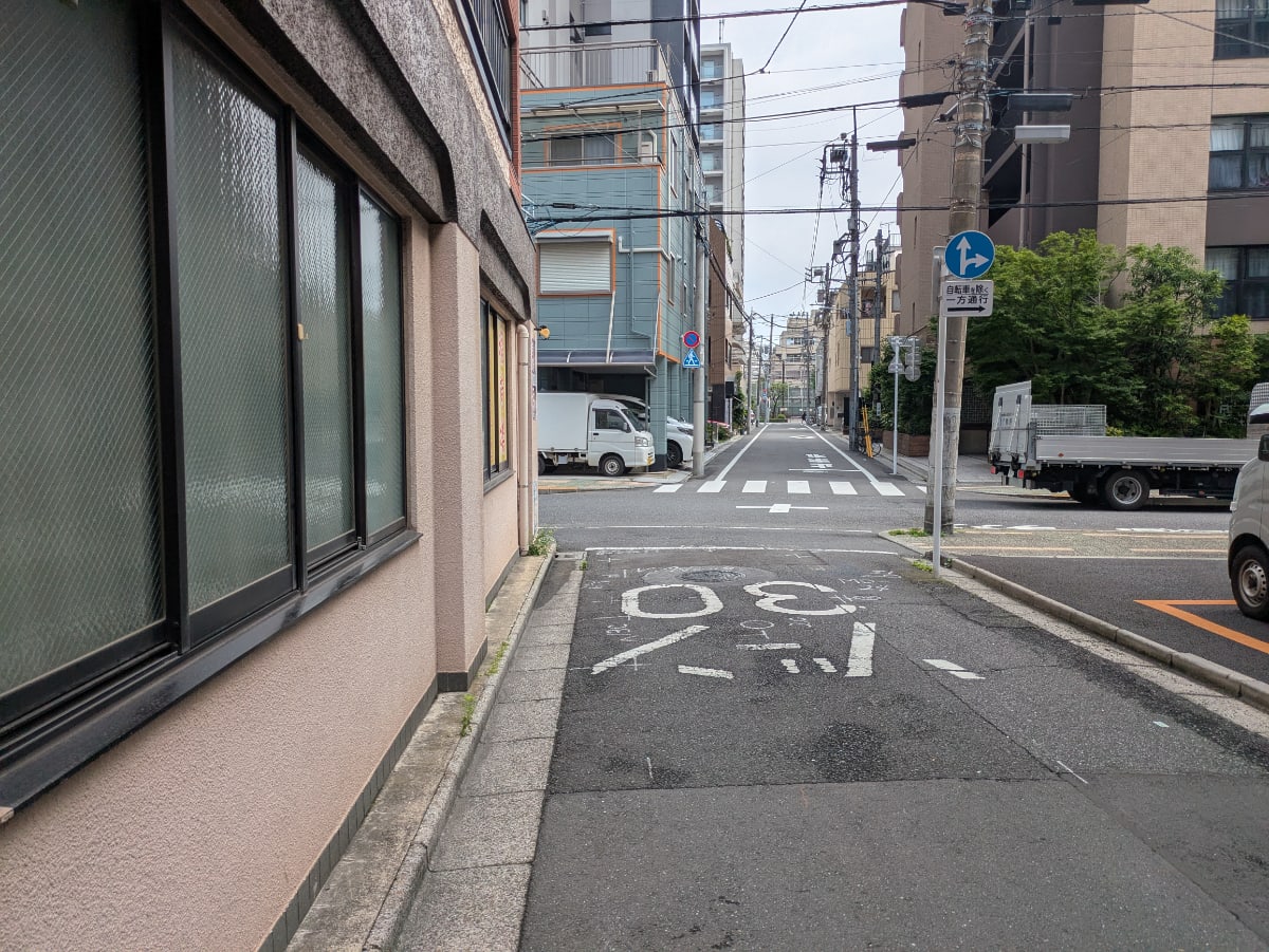 v20250925150706/fresh/building/J00100405896_15