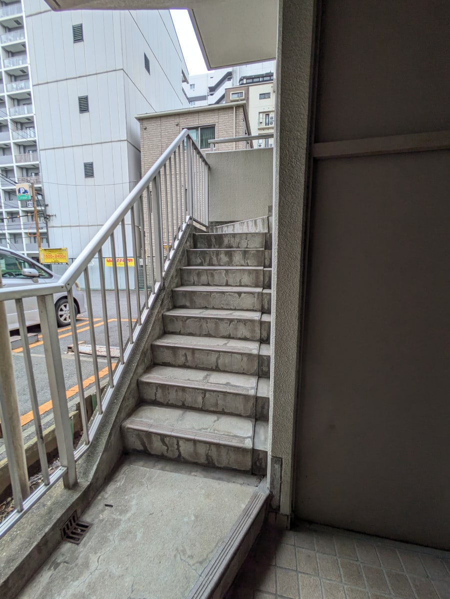 v20250925150706/fresh/building/J00100408260_16