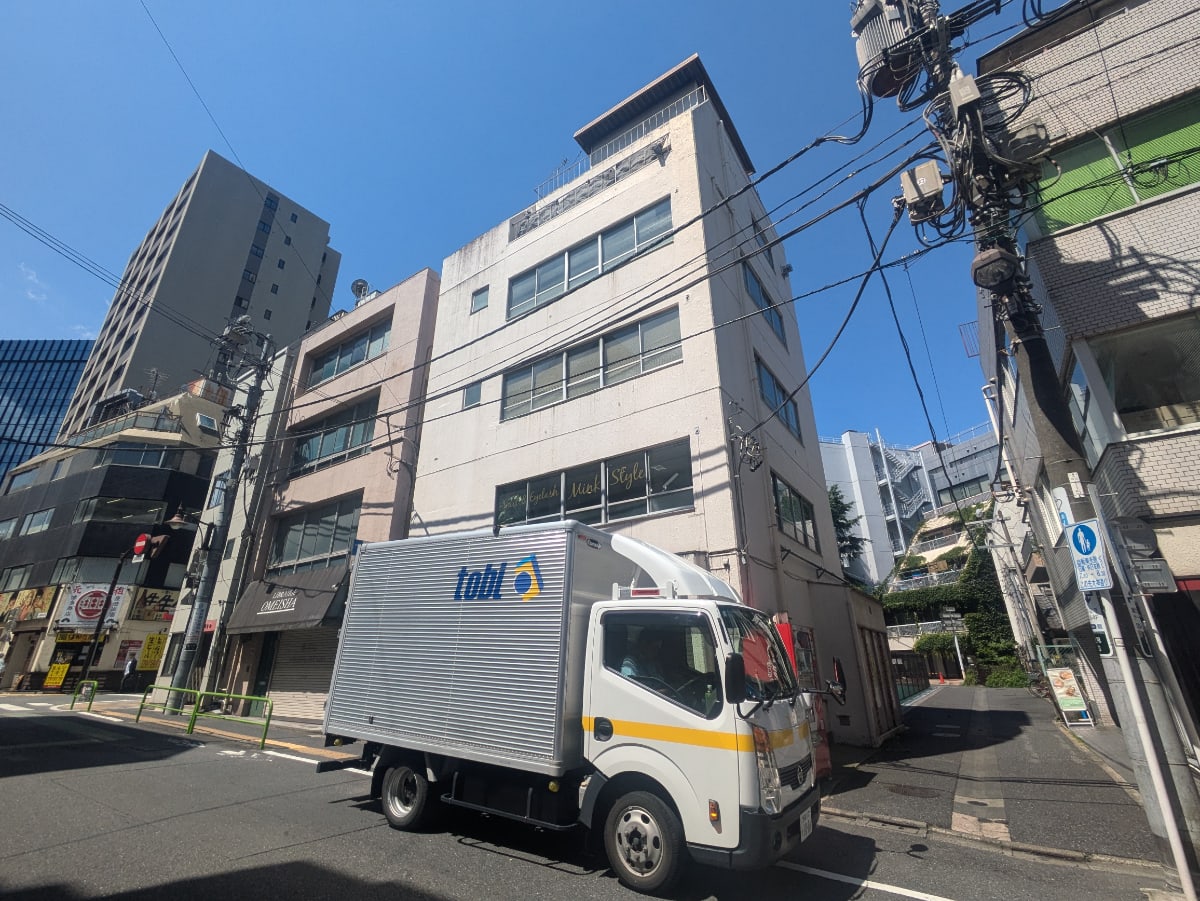 v20250925150706/fresh/building/J00100408921_6