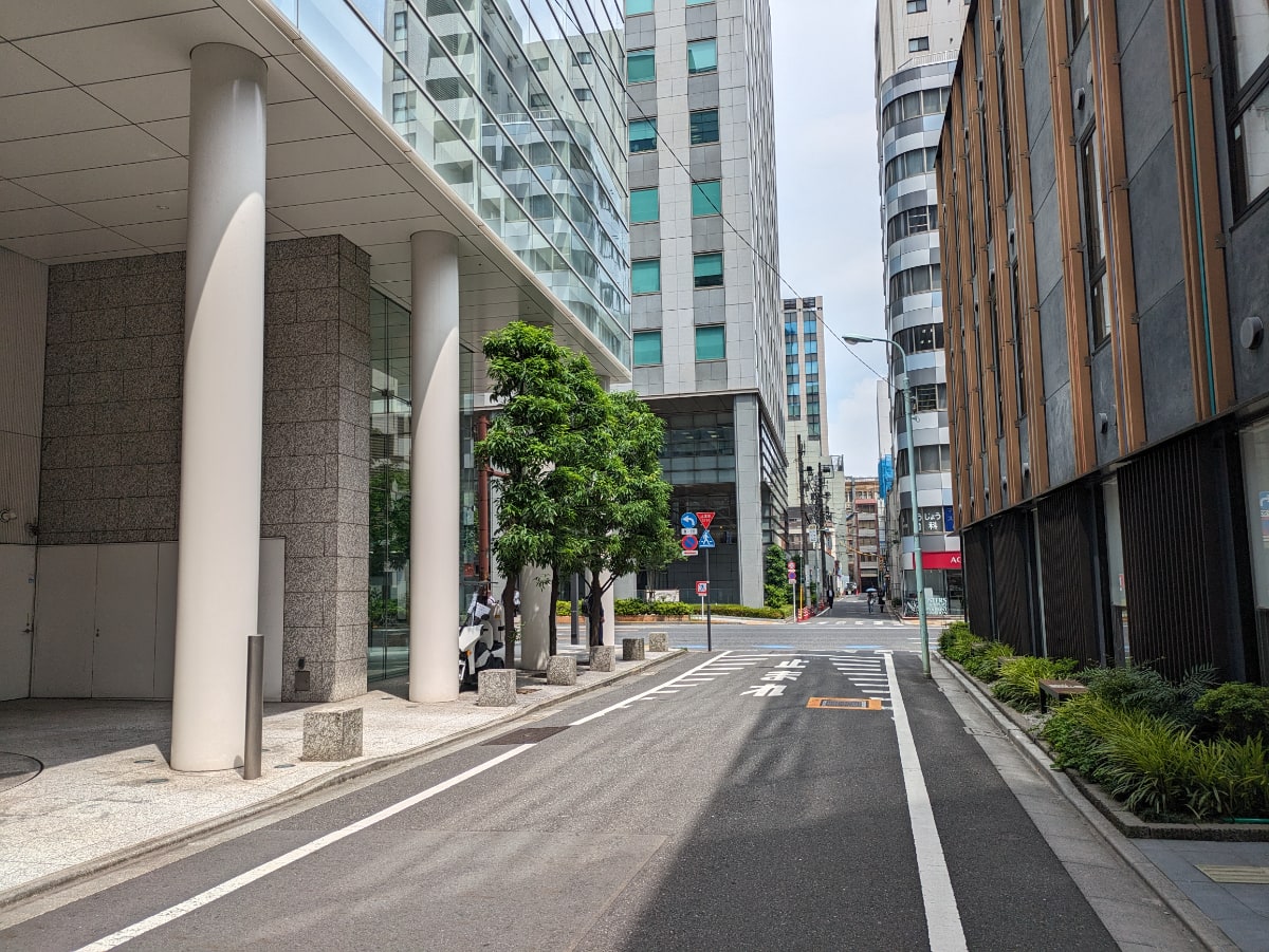 v20250925150706/fresh/building/J00100414221_17
