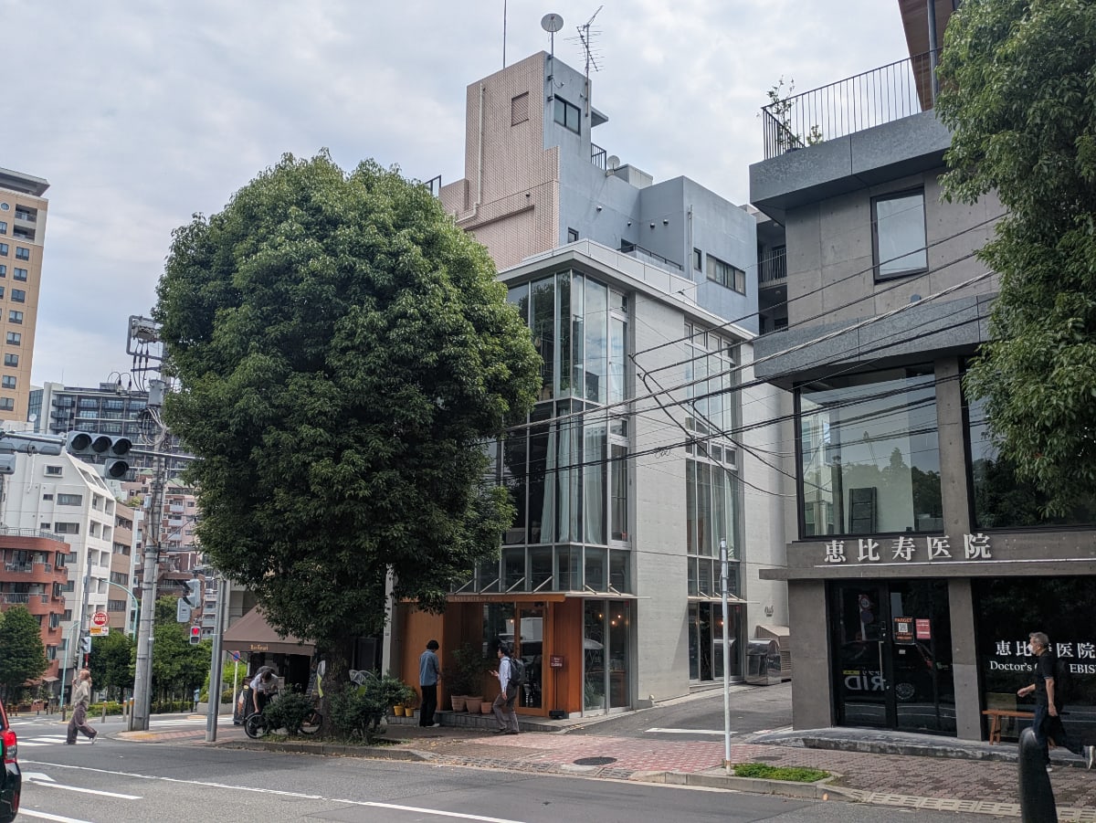 v20250925150706/fresh/building/J00100415585_5