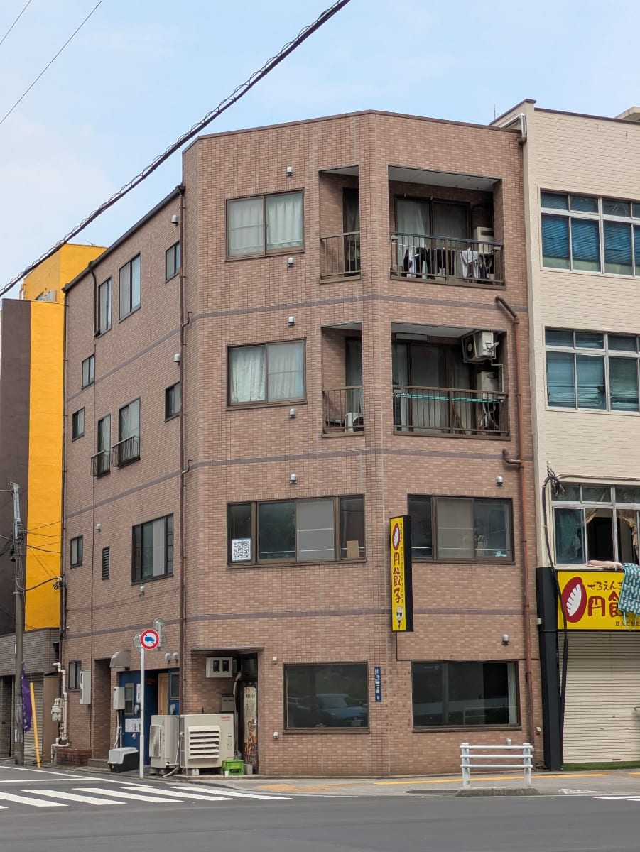 v20250925150706/fresh/building/J00100418410_7