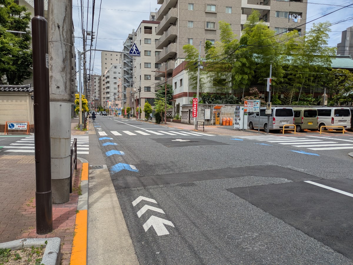 v20250925150706/fresh/building/J00100419204_13