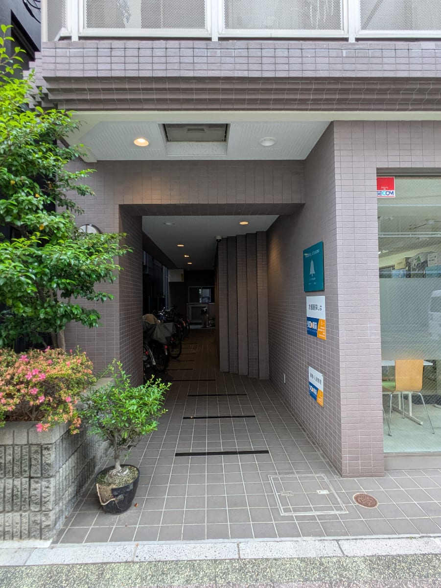 v20250925150706/fresh/building/J00100421550_3