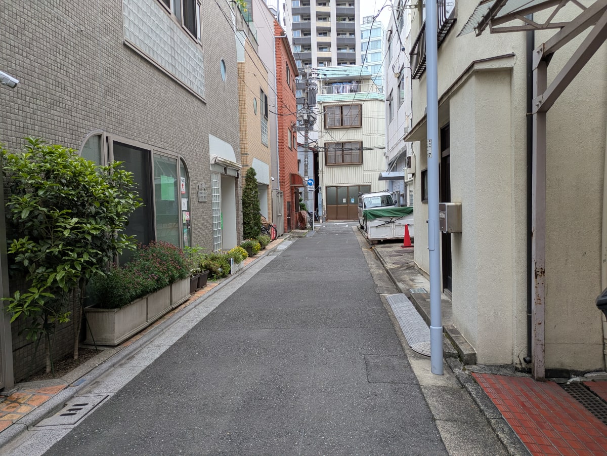 v20250925150706/fresh/building/J00100421927_2