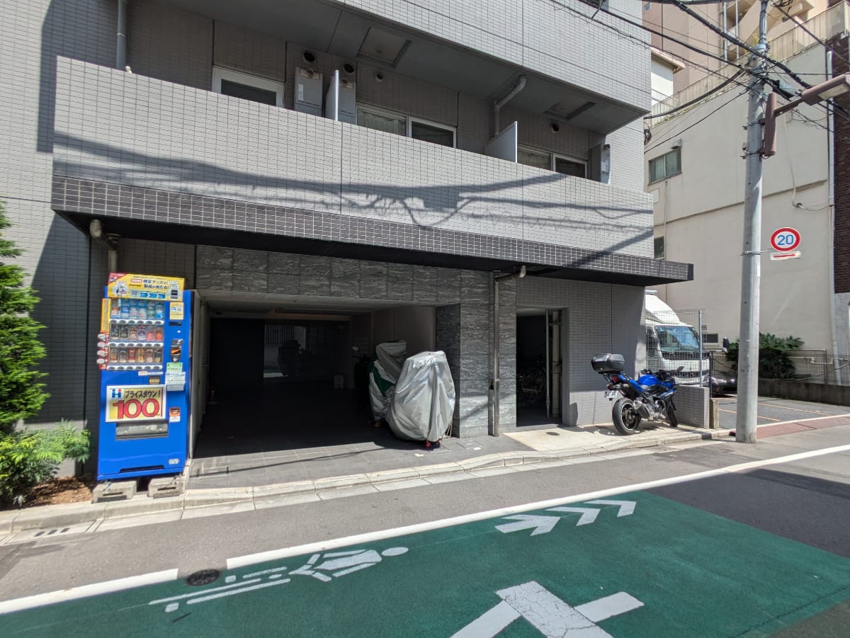 v20250925150706/fresh/building/J00100464778_13