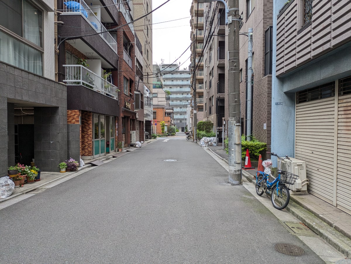 v20250925150706/fresh/building/J00100466892_11