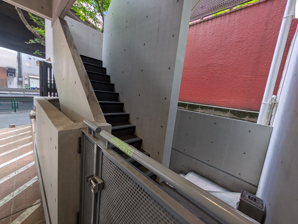 v20250925150706/fresh/building/J00100469275_13