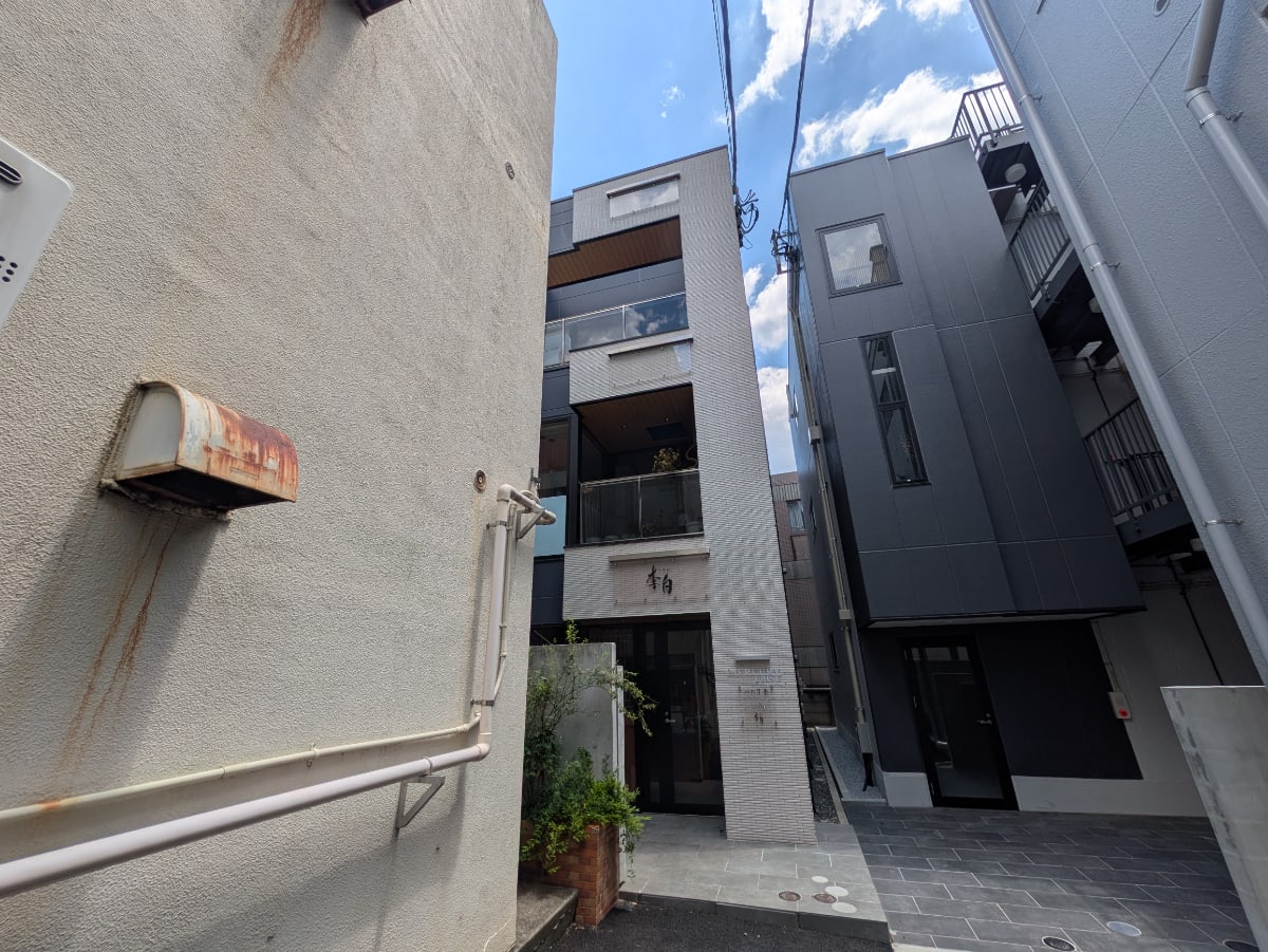 v20250925150706/fresh/building/J00100493326_6