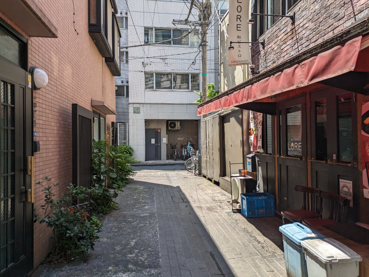 v20250925150706/fresh/building/J00100495484_9