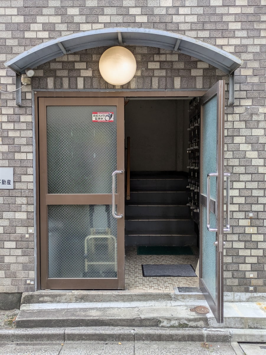 v20250925150706/fresh/building/J00100608219_3