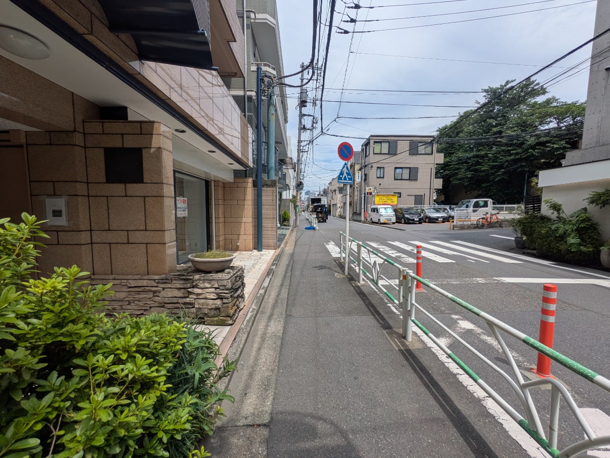 v20250925150706/fresh/building/J00100611878_13