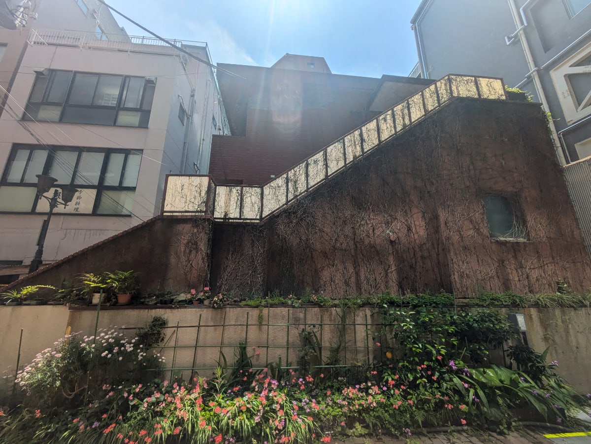 v20250926150705/fresh/building/J00100365937_7