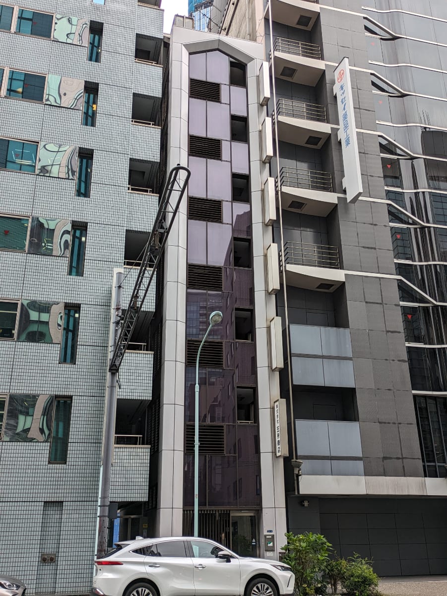 v20250926150705/fresh/building/J00100374231_11