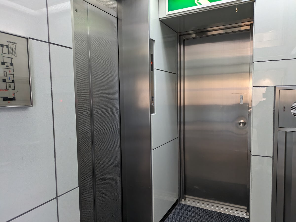 v20250926150705/fresh/building/J00100386067_12