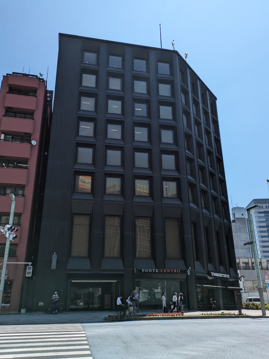 v20250926150705/fresh/building/J00100386068_7