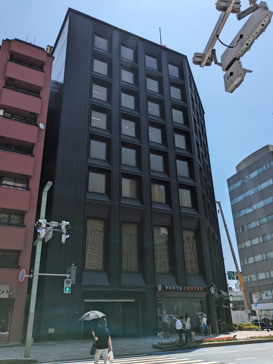 v20250926150705/fresh/building/J00100386068_8