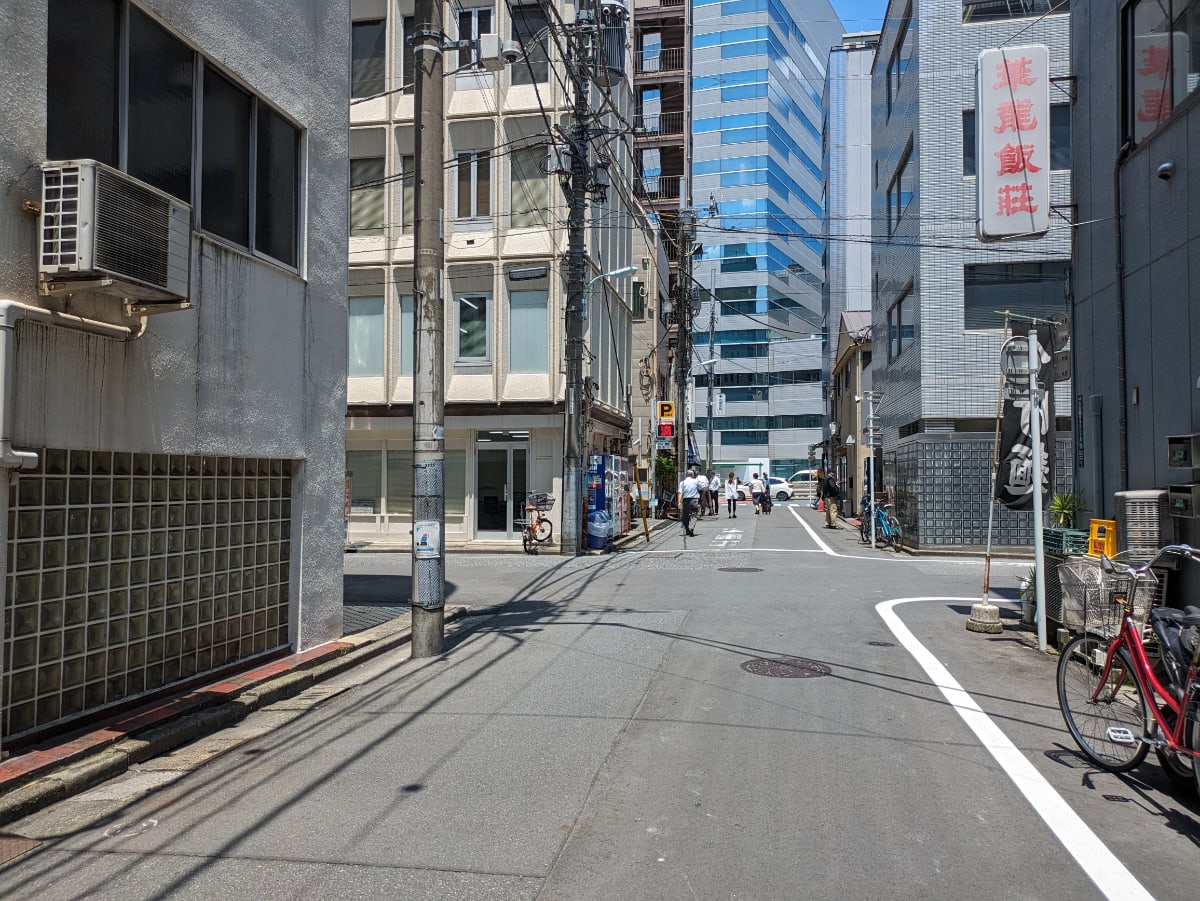 v20250926150705/fresh/building/J00100389463_11