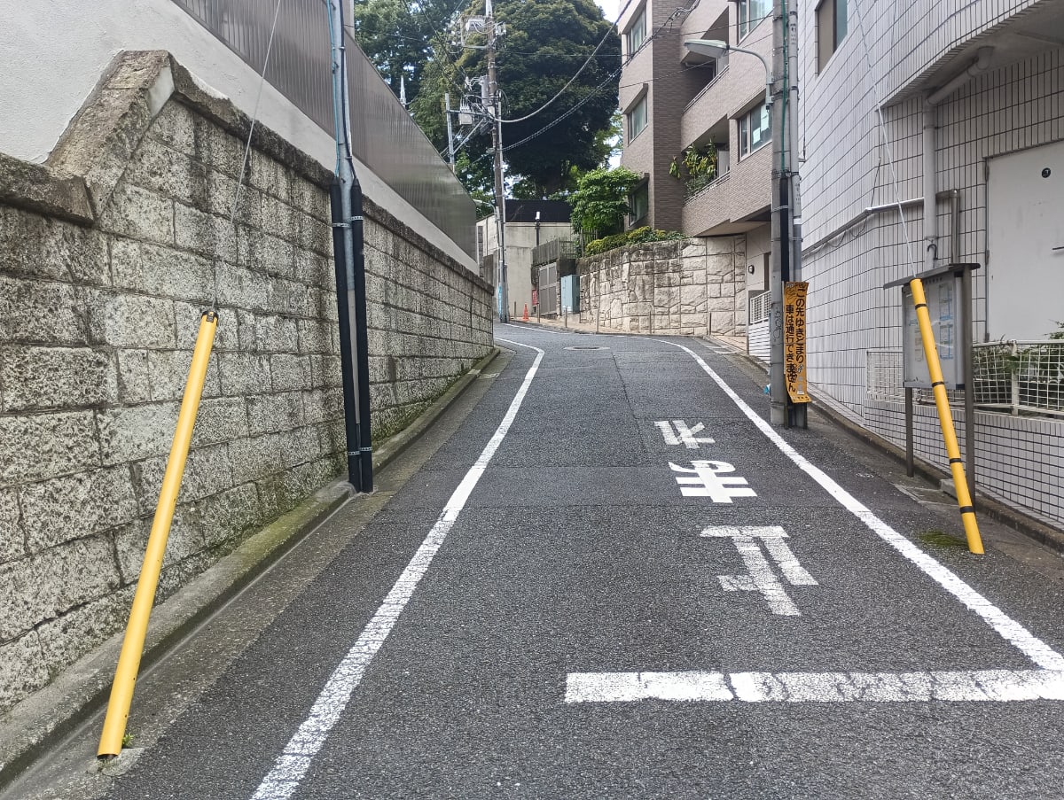 v20250926150705/fresh/building/J00100396048_11