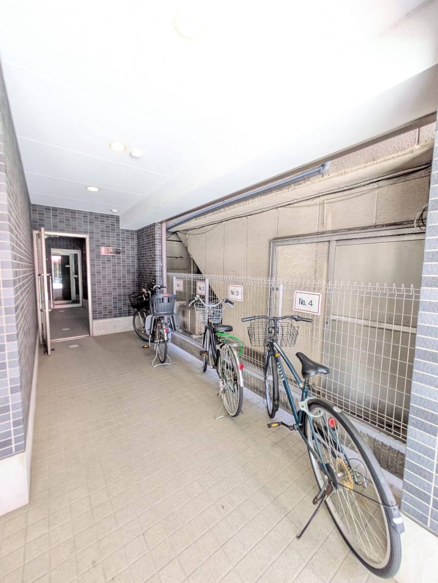 v20250926150705/fresh/building/J00100412014_13