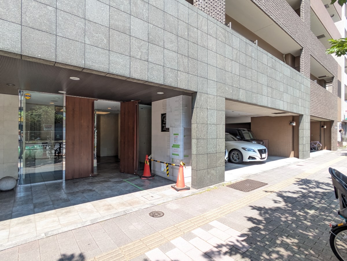 v20250926150705/fresh/building/J00100457785_9