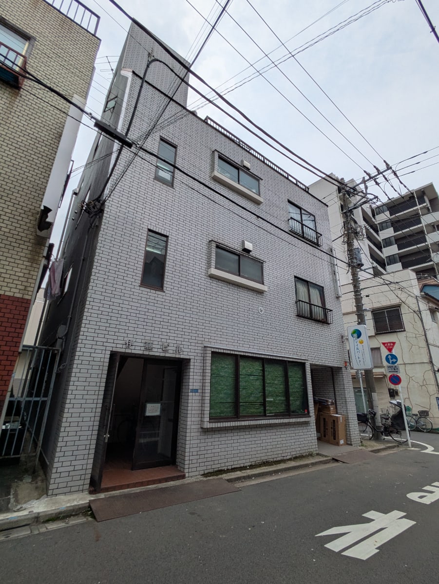 v20250926150705/fresh/building/J00100468575_9