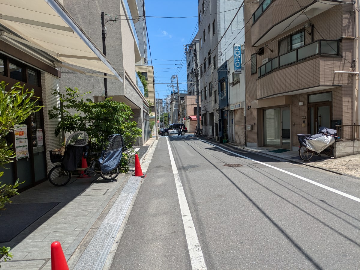 v20250926150705/fresh/building/J00100496798_2