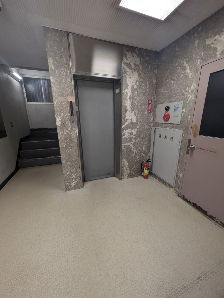 v20250927150705/fresh/building/J00100373414_4