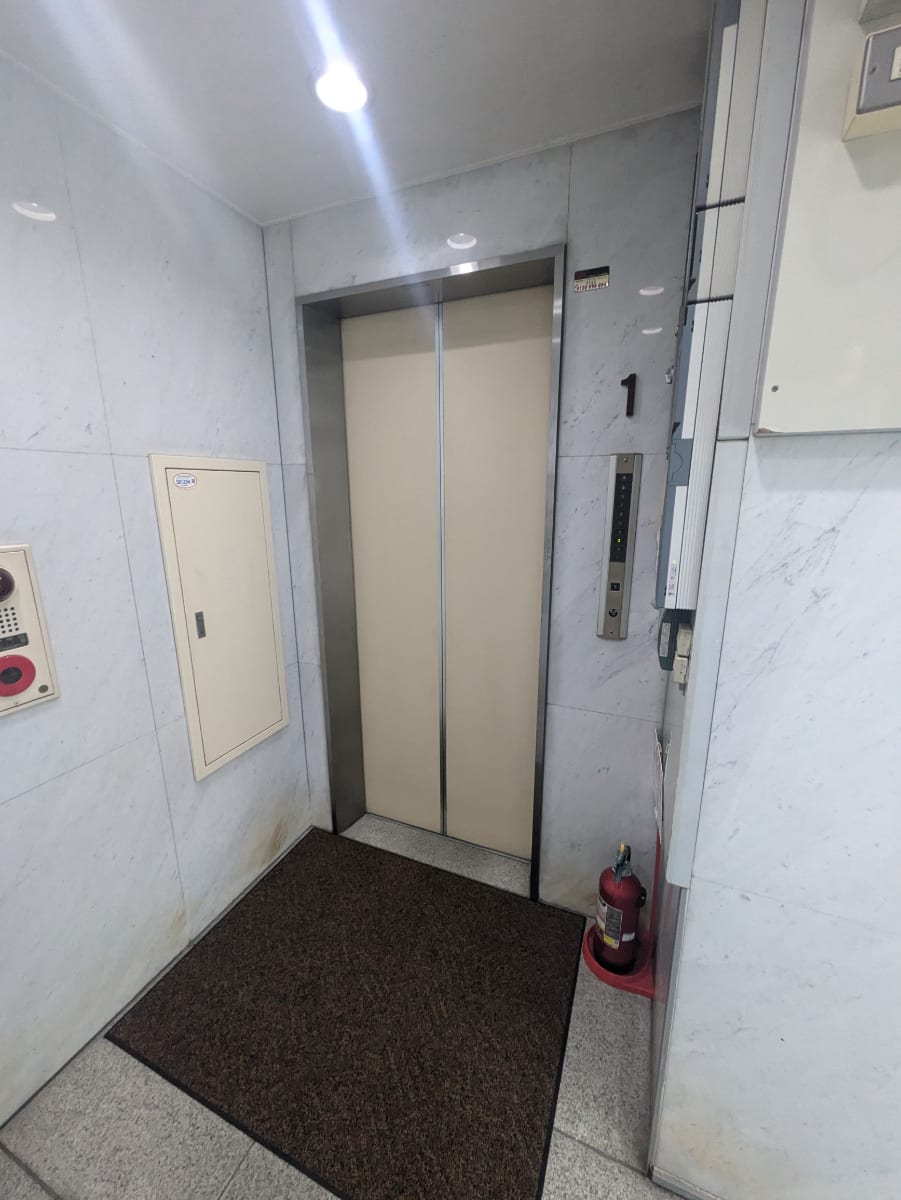 v20250927150705/fresh/building/J00100373975_4
