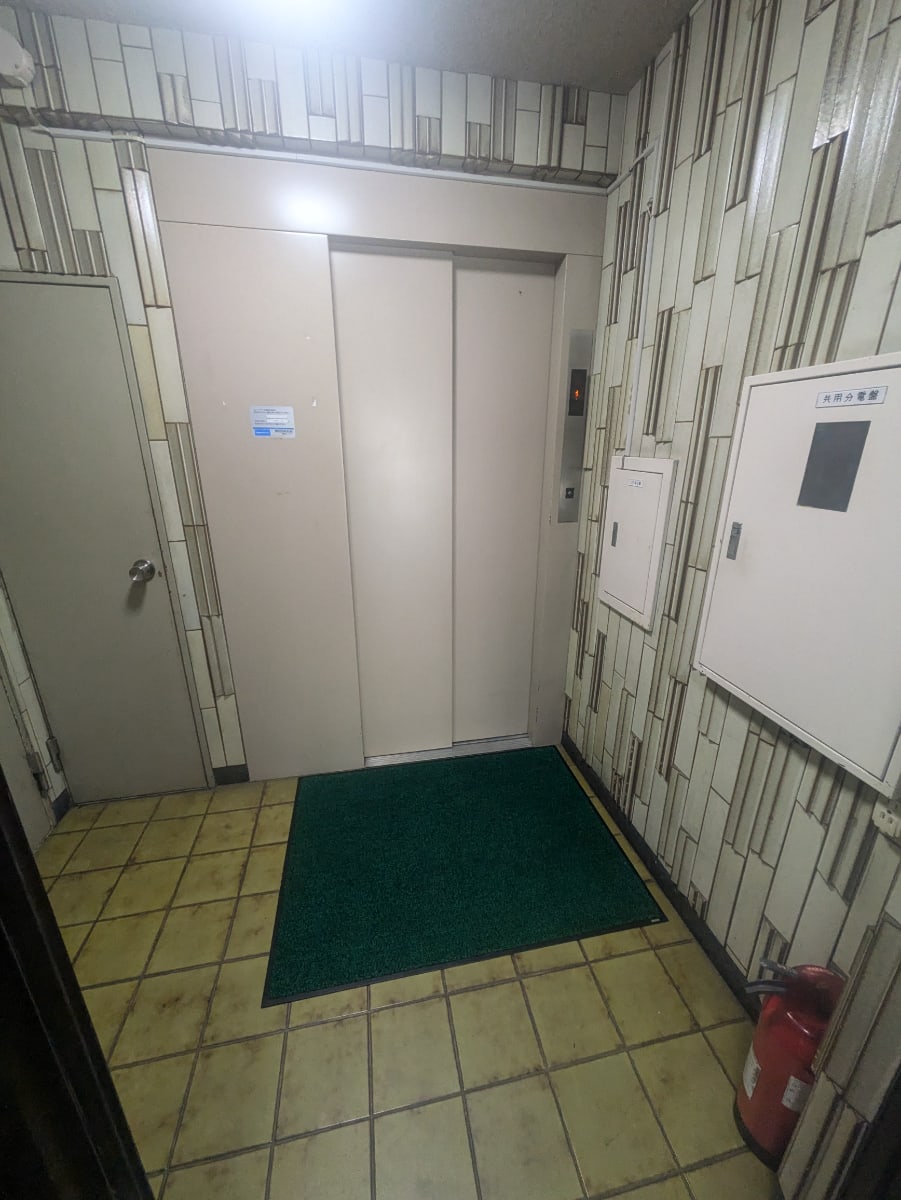 v20250927150705/fresh/building/J00100376065_4