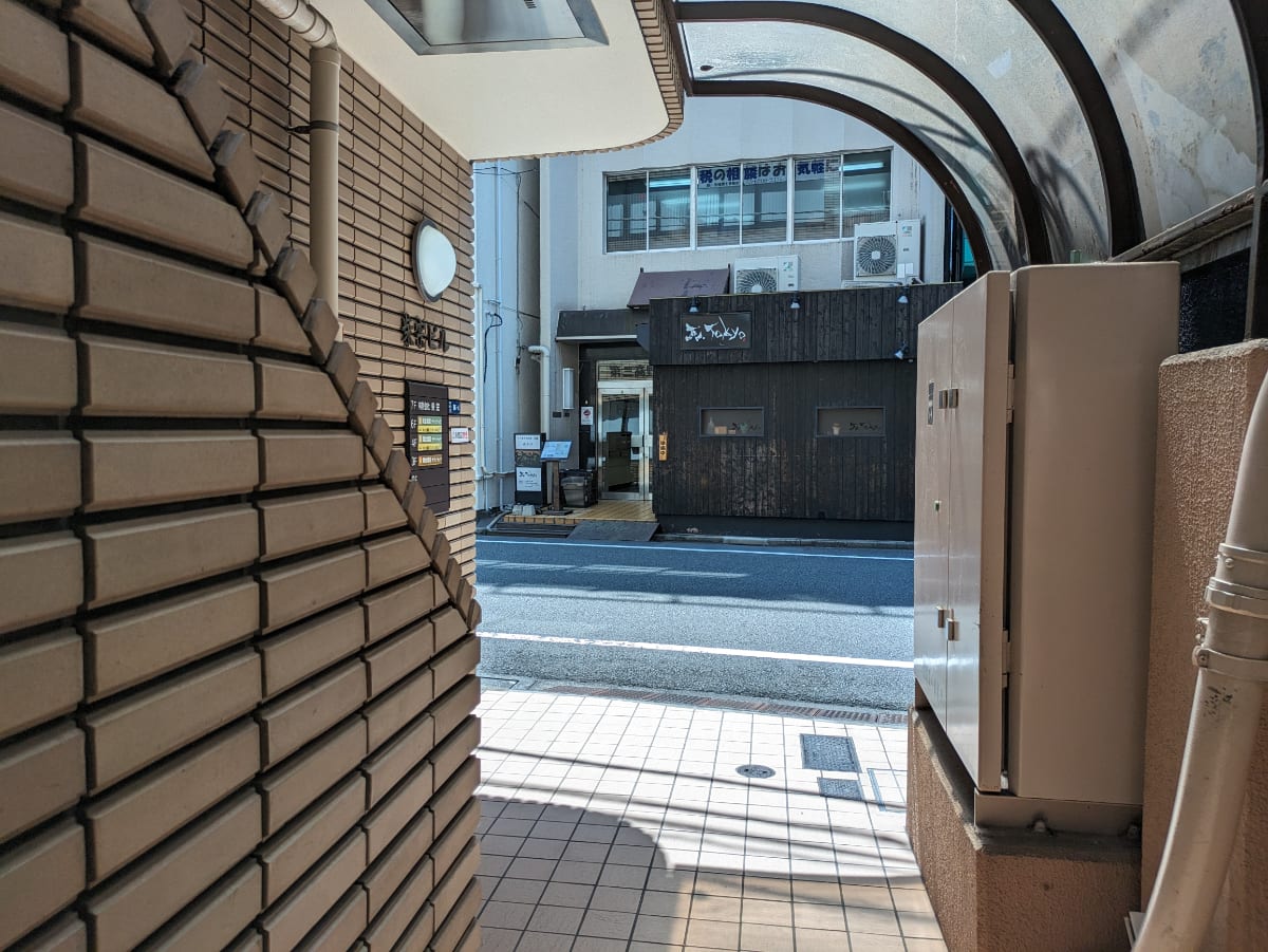 v20250927150705/fresh/building/J00100381252_10