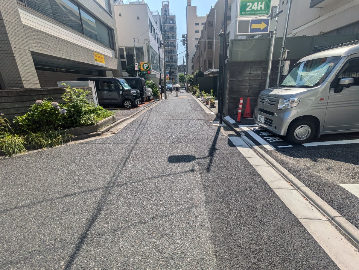 v20250927150705/fresh/building/J00100384417_9
