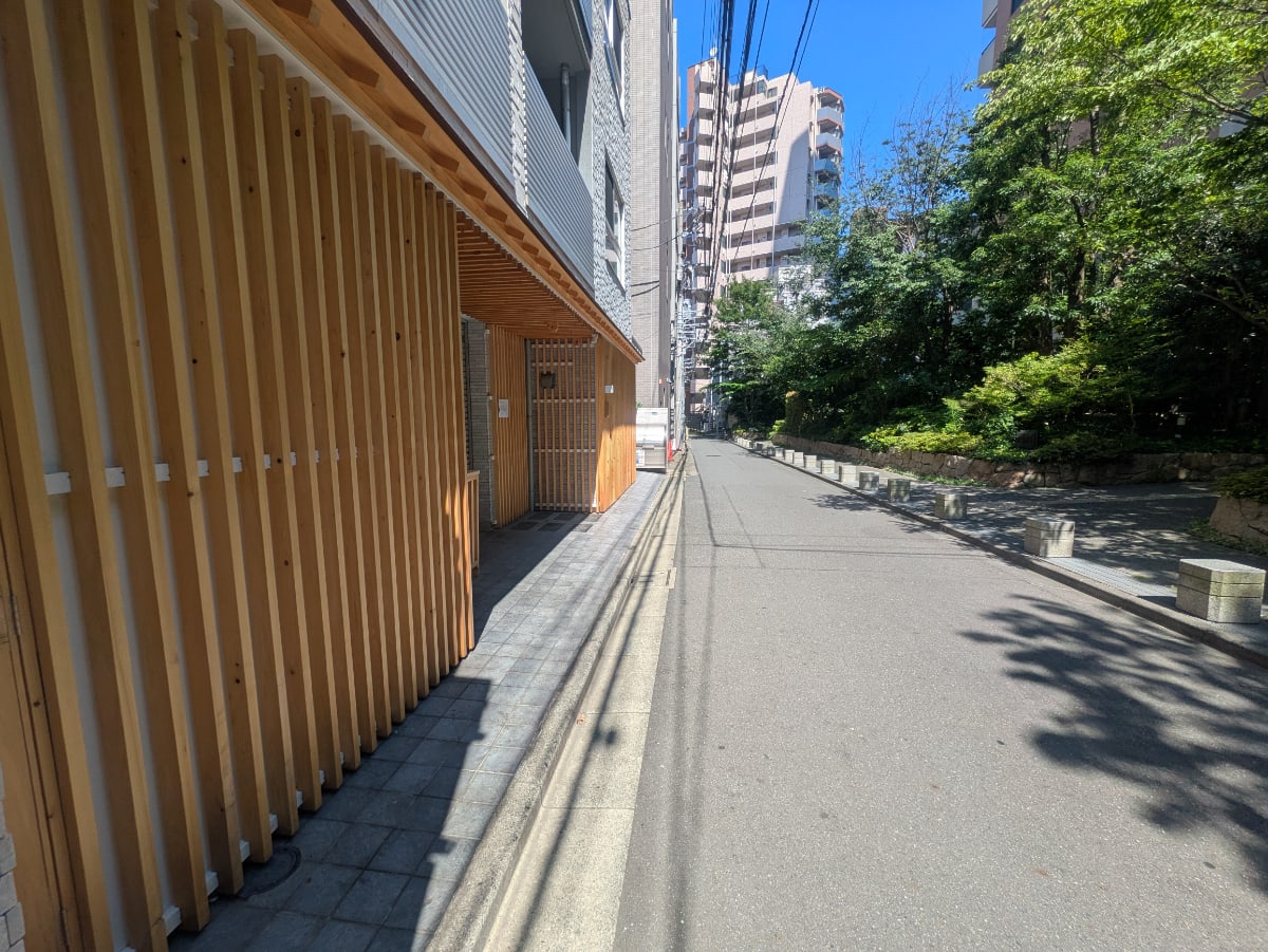 v20250927150705/fresh/building/J00100417114_12