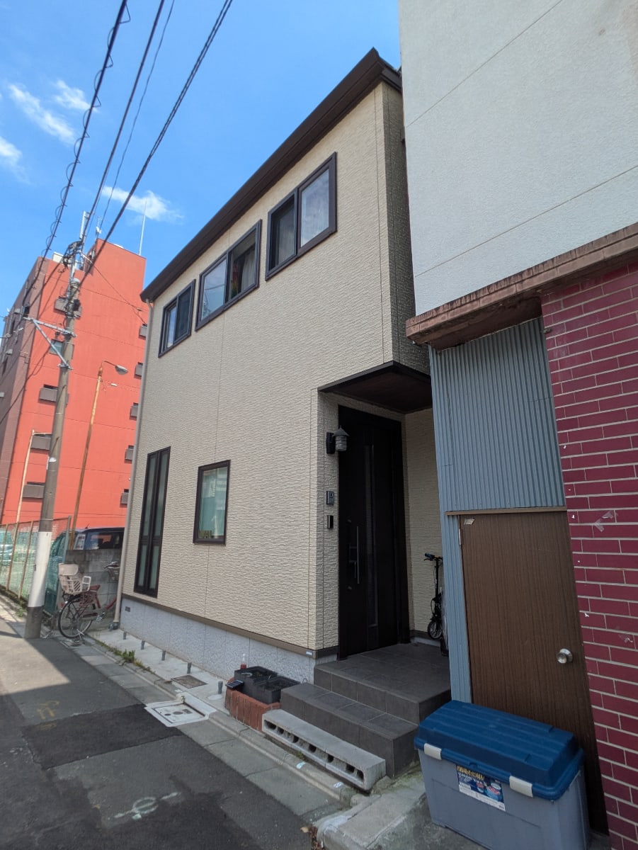 v20250927150705/fresh/building/J00100418213_8