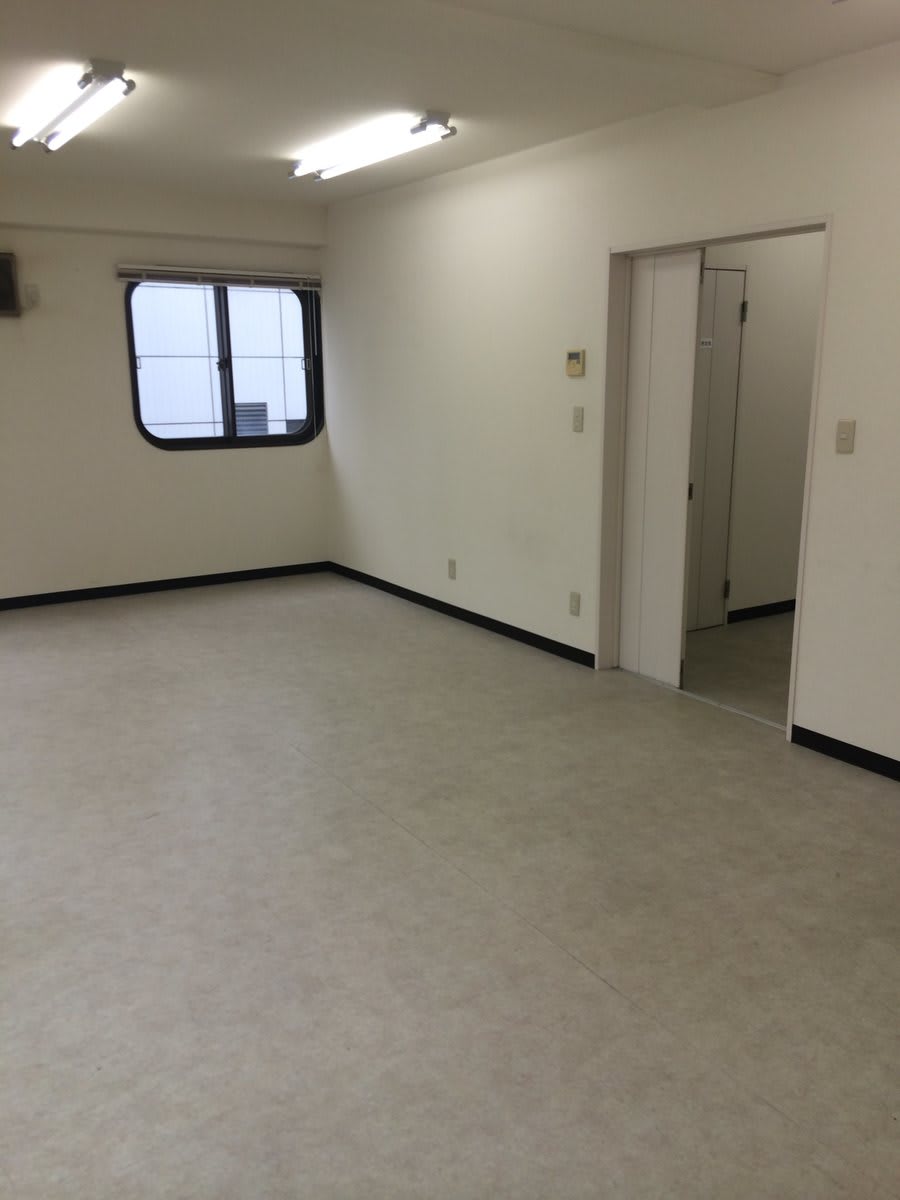 v20250927150705/fresh/building/J00100418756_6