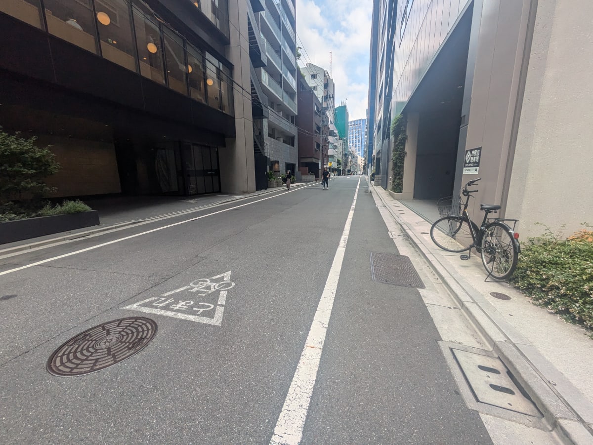 v20250927150705/fresh/building/J00100465989_12