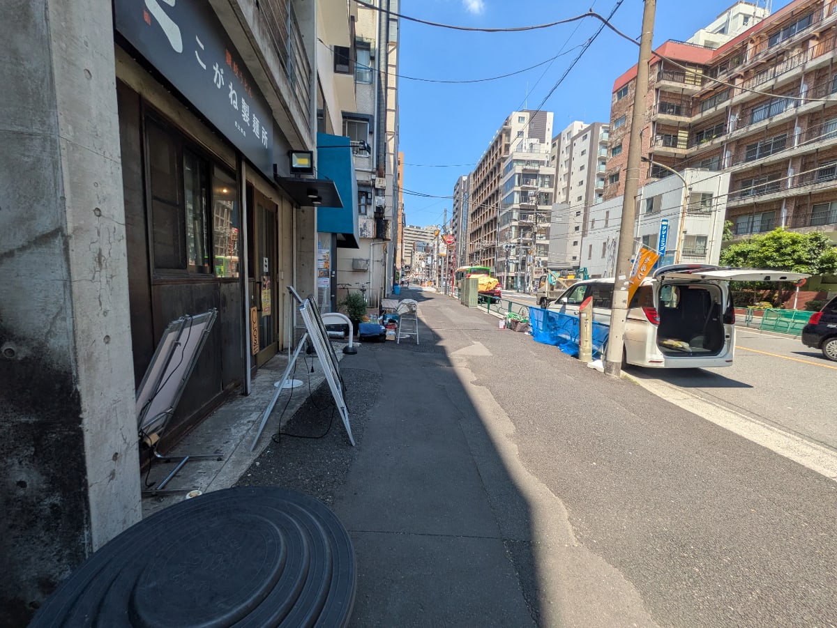 v20250927150705/fresh/building/J00100610236_13