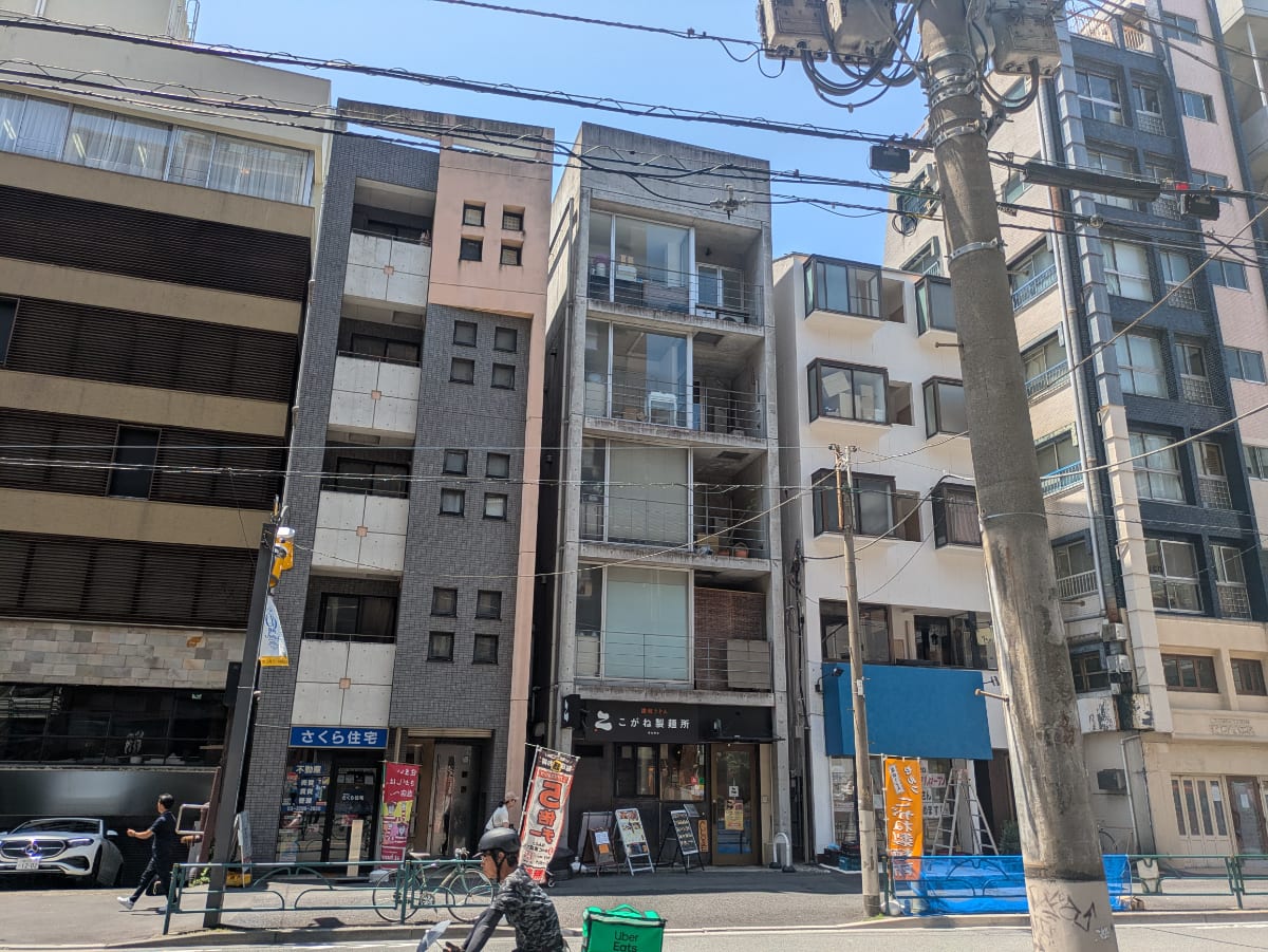 v20250927150705/fresh/building/J00100610236_8