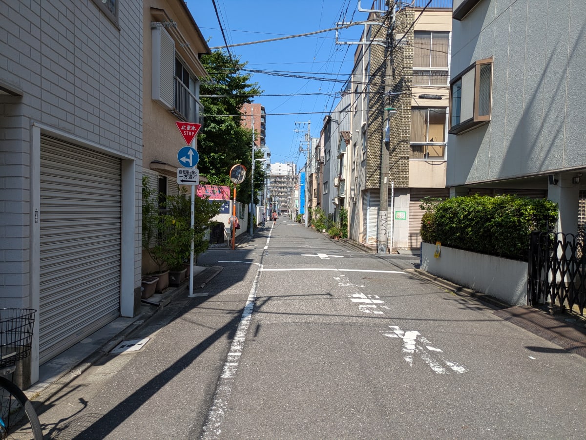 v20250927150705/fresh/building/J00100611026_12