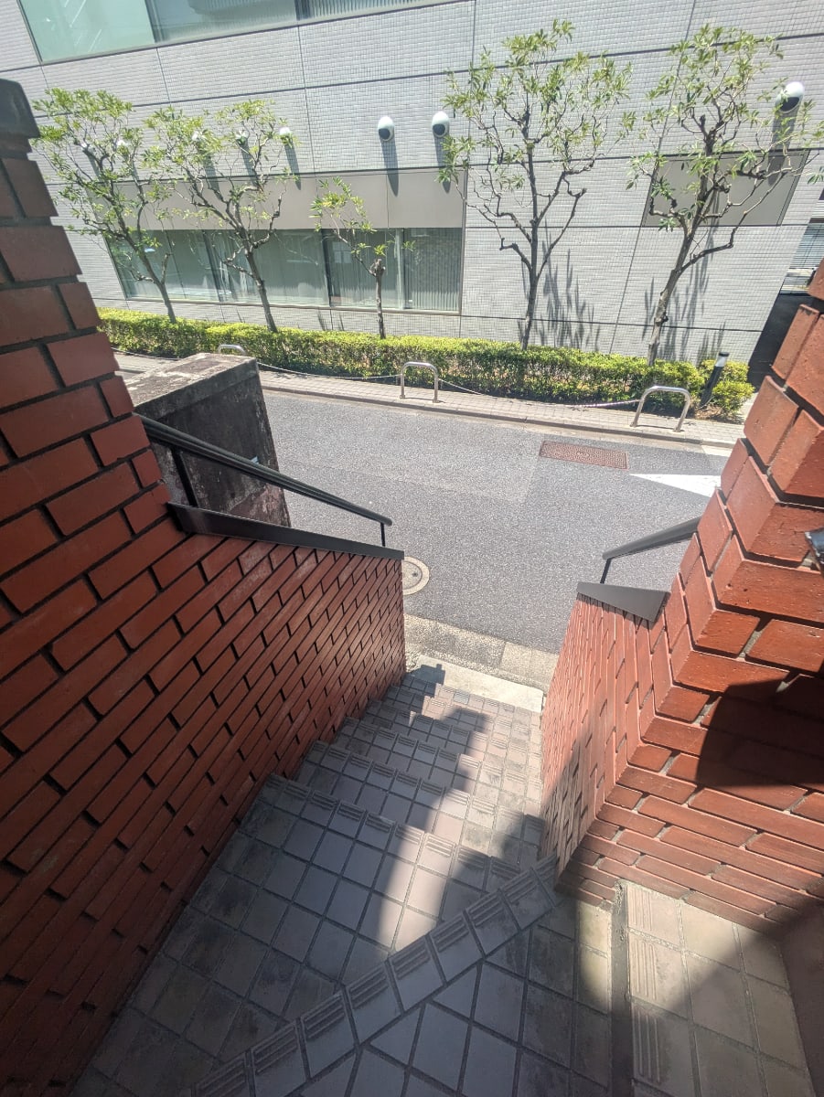 v20250927150706/fresh/building/J00100368202_11